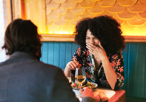 The Dos and Don'ts of Conversation Topics on a First Date